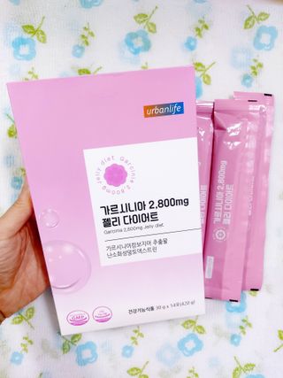 주식회사 얼굴반쪽 [얼굴반쪽 가르시니아 2,800mg] x 14포 1주 젤리 다이어트 보조제 체지방감소 — 5점을 준 리뷰어가 2021년 10월 올린 사용 사진