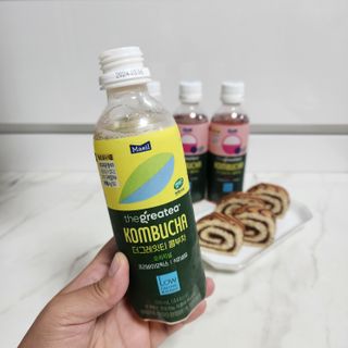 더그레잇티 콤부차 [매일유업] 더그레잇티 44kcal 콤부차 300ml *12개입 (오리지널 6개+베리리치 6개) — 5점을 준 리뷰어가 2023년 8월 올린 사용 사진