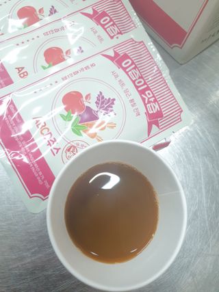 본황칠 이즙이 맛즙 ABC주스 30EA — 4.5점을 준 리뷰어가 2022년 8월 올린 사용 사진