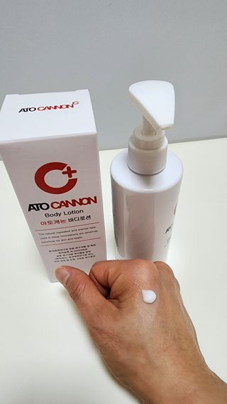 아토캐논(ATO CANNON) 아토캐논 고보습 바디로션 200ml — 5점을 준 리뷰어가 2023년 1월 올린 사용 사진