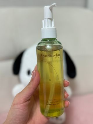 스킨큐어 산다화 순한 클렌징 동백 오일 200ml — 5점을 준 리뷰어가 2023년 12월 올린 사용 사진