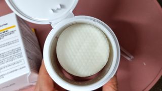 랑벨 비타 에너지 잡티 앰플 패드 65매 (투명하고 밝은 얼굴 광채패드) — 5점을 준 리뷰어가 2022년 4월 올린 사용 사진