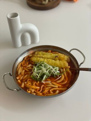 [푸딩팩토리] 요즘누들떡볶이540g + 매콤누들떡볶이 470g — 5점을 준 리뷰어가 2022년 9월 올린 사용 사진