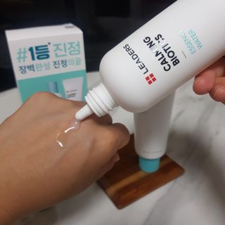 리더스코스메틱 리더스 카밍 바이오틱스 #1등 진정 기획세트 [에센스 워터150ml + 크림 마스크80ml] — 5점을 준 리뷰어가 2022년 10월 올린 사용 사진