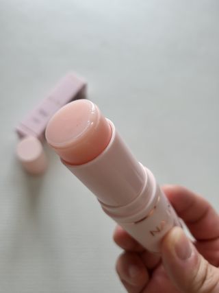 [리즐리] 나인 링클케어 콜라겐 멀티밤 9g — 4.5점을 준 리뷰어가 2021년 11월 올린 사용 사진