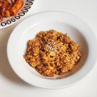 화끈한녀석들 새오똥400g 새우,오징어,똥집 볶음요리 소스,밀떡, 참기름 포함 — 5점을 준 리뷰어가 2022년 11월 올린 사용 사진