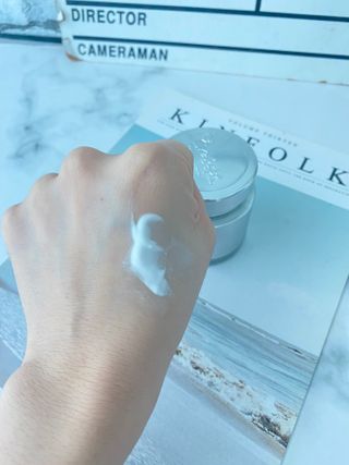 CRE8SKIN(크리에이트스킨) 화사한크림 — 5점을 준 리뷰어가 2022년 3월 올린 사용 사진