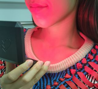 LEDi:Y(레이디) 에임텍 LED 뷰티디바이스 Ledi-y 레이디 — 5점을 준 리뷰어가 2023년 2월 올린 사용 사진