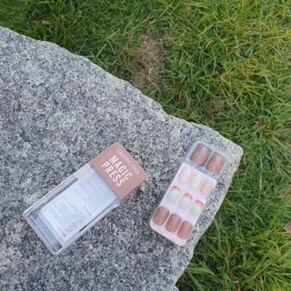 데싱디바 매직프레스 레귤러 스퀘어_6종 중 택 1 — 5점을 준 리뷰어가 2021년 9월 올린 사용 사진