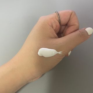 셀프 모이스처라이징 프로텍션 크림 셀프 모이스처라이징 프로텍션크림 — 3점을 준 리뷰어가 2022년 4월 올린 사용 사진