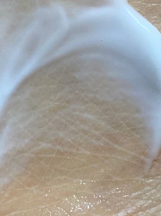 [후르디아] 과즙 뿜뿜_모과 바디워시+바디에센스 세트 — 5점을 준 리뷰어가 2021년 2월 올린 사용 사진