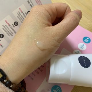 냉장고에 넣어요, 붉은 트러블 피부 다음날 진정되요 [버진팜스 푸딩수딩아토] — 5점을 준 리뷰어가 2021년 1월 올린 사용 사진