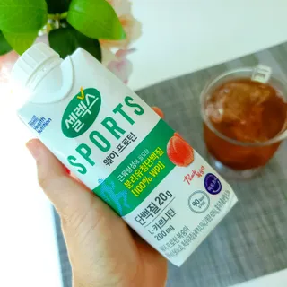 셀렉스스포츠 셀렉스 스포츠 웨이 프로틴 복숭아_ 330ml x 12팩 — 3점을 준 리뷰어가 2021년 8월 올린 사용 사진