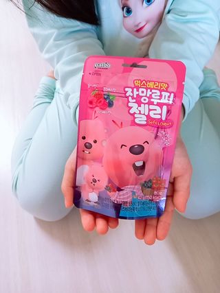 [팔도] 잔망루피젤리 믹스베리맛 42g 8개 — 5점을 준 리뷰어가 2022년 1월 올린 사용 사진