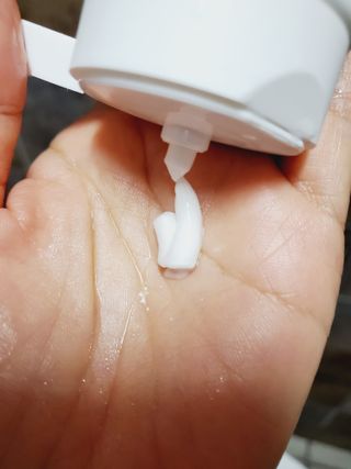 [베러오리진] 무화과 크리미 딥 폼 클렌저/피부 노폐물 & 미세먼지 99 세정 인증 민감성 피부 무자극 인증 — 5점을 준 리뷰어가 2021년 11월 올린 사용 사진