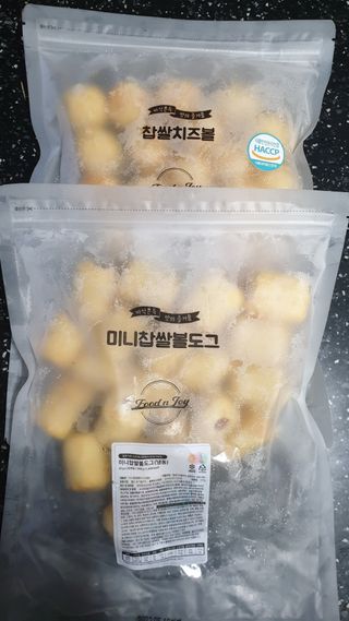 Dog&Ball 독앤볼 [Dog&Ball] 미니찹쌀볼도그 찹쌀치즈볼 — 5점을 준 리뷰어가 2021년 8월 올린 사용 사진