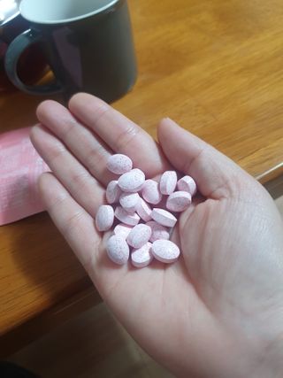 입 냄새 완화에 도움을 주는 에티켓 캔디 복숭아맛 앳캔디 — 5점을 준 리뷰어가 2021년 1월 올린 사용 사진