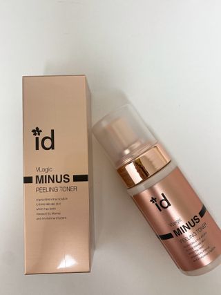 아이디플라코스메틱 아이디 브이로직 마이너스 필링 토너 110ml — 5점을 준 리뷰어가 2022년 1월 올린 사용 사진
