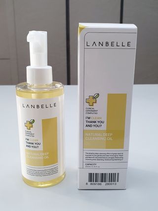 랑벨 내츄럴 딥 클렌징 오일 200ml (저자극 약산성 천연 클렌징) — 5점을 준 리뷰어가 2022년 10월 올린 사용 사진