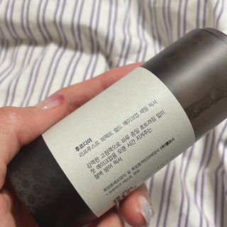 [후르디아] 묻어남NO 비건 메이크업 픽서 — 4점을 준 리뷰어가 2021년 11월 올린 사용 사진