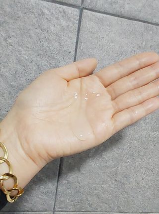 르핸스 퍼포밍 5 샴푸 비반트 포렛/베티버 포그 — 5점을 준 리뷰어가 2022년 12월 올린 사용 사진