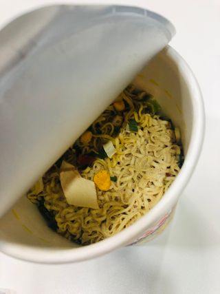 NISSIN 닛신 컵누들  4종 - 씨푸드오리지날, 씨푸드 스파이시, 씨푸드 커리, 씨푸드 XO소스 — 5점을 준 리뷰어가 2022년 4월 올린 사용 사진