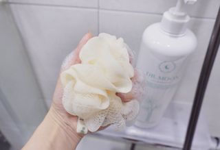 [닥터문] 센텔라 시카케어 화이트머스크 바디워시 1000ml — 5점을 준 리뷰어가 2023년 5월 올린 사용 사진