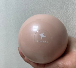 트라택 쿠셔닝 웨이트볼 0.5kg + 1kg SET — 5점을 준 리뷰어가 2022년 4월 올린 사용 사진