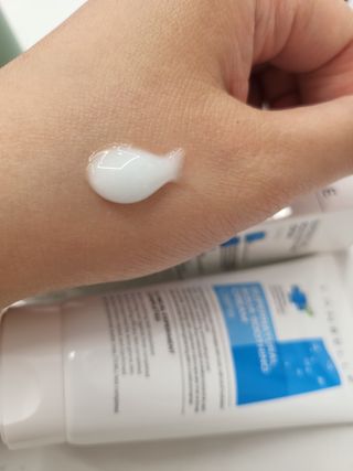 랑벨 수퍼내츄럴 아쿠아 수딩 크림 100ml — 5점을 준 리뷰어가 2022년 5월 올린 사용 사진