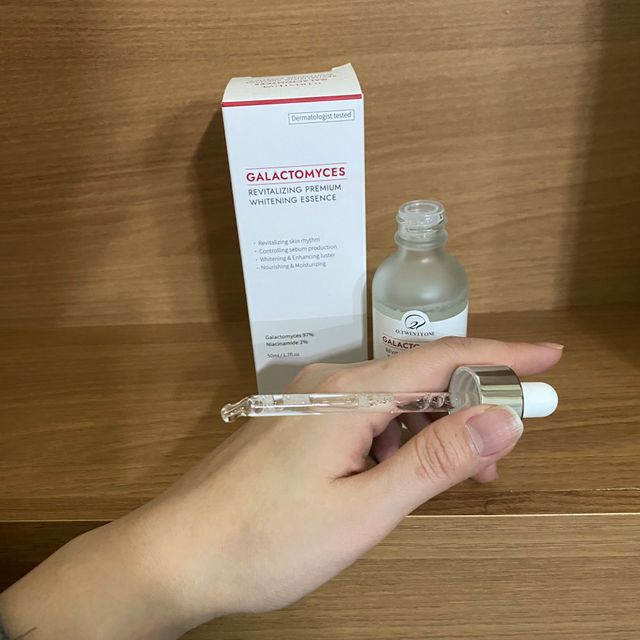 오투에니원 갈락토미세스 리바이탈라이징 프리미엄 화이트닝 에센스 50ml 리뷰 사진