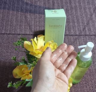 스킨큐어 산다화 순한 클렌징 동백 오일 200ml — 5점을 준 리뷰어가 2023년 3월 올린 사용 사진