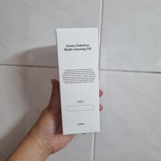[녹산] 그린 솔루션 멀티 클렌징 오일 + 그린 솔루션 멀티 바디 미스트 — 5점을 준 리뷰어가 2022년 11월 올린 사용 사진
