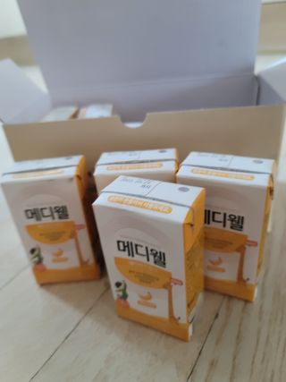 메디웰 페디아드링크 미니 바나나맛 — 5점을 준 리뷰어가 2022년 8월 올린 사용 사진