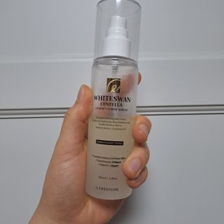 오투에니원 화이트스완 센텔라 루미너스 미스트 세럼 100ml — 5점을 준 리뷰어가 2023년 2월 올린 사용 사진