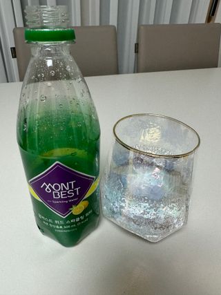 몽베스트 Montbest with Sparkling water Lemon OR Lime 20병(랜덤) — 4.5점을 준 리뷰어가 2023년 2월 올린 사용 사진