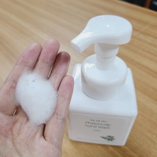 [ 톡톡스킨 ] 피톤치드 핸드워시 — 5점을 준 리뷰어가 2021년 7월 올린 사용 사진