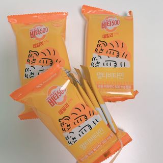 광동생활건강 프리 [광동] VB와 VC를 함유한 멀티 비타민 비타 500 데일리 스틱 180포 — 4점을 준 리뷰어가 2022년 5월 올린 사용 사진