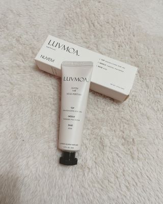 러브모아 향수 고체향수 승무원 고체향수 바르는 향수 니치향수 도손 우드세이지 앤 씨솔트 — 4점을 준 리뷰어가 2023년 1월 올린 사용 사진