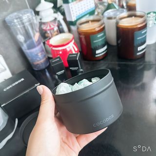 [코코도르] 스톤 에센셜 디퓨저 세트 (틴케이스+스톤+에센셜오일 20ml*2ea) — 4점을 준 리뷰어가 2024년 8월 올린 사용 사진