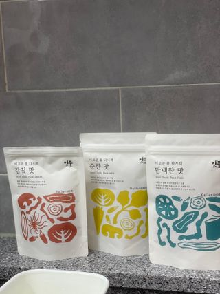 이풀 이로운풀 다시팩 3종세트(담백한맛, 감칠맛, 순한맛) — 5점을 준 리뷰어가 2022년 10월 올린 사용 사진