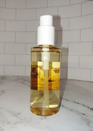 스킨1004 [SKIN1004] 마다가스카르 센텔라 라이트 클렌징 오일 200ml — 5점을 준 리뷰어가 2024년 7월 올린 사용 사진