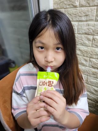[몸엔용] 우리 아이 건강간식, 달콤한 녹용곤약젤리 디어팡 4종 — 5점을 준 리뷰어가 2022년 4월 올린 사용 사진
