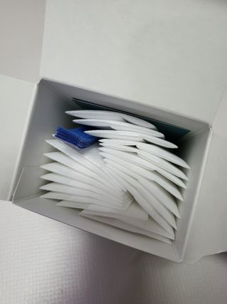 코보콩 에어슈즈 강아지 일회용 신발 소용량 패키지 20매 초경량  미끄럼방지 실내외 겸용 — 3.5점을 준 리뷰어가 2022년 2월 올린 사용 사진
