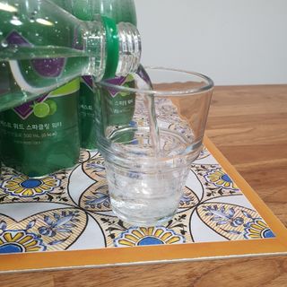 몽베스트 Montbest with Sparkling water Lime20병 — 5점을 준 리뷰어가 2022년 10월 올린 사용 사진