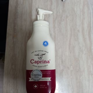 카프리나 프레쉬 산양밀크 모이스춰라이징 바디로션 350ml(오리지널향) — 5점을 준 리뷰어가 2022년 12월 올린 사용 사진