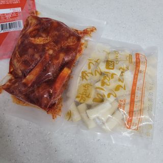 *구매평/프레시지 최현석 셰프의 닭갈비 떡볶이 (냉동) — 5점을 준 리뷰어가 2025년 9월 올린 사용 사진