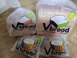 롯데제과 Vbread 포카치아식빵1개 + 미니식빵 1개 + 머핀 2개 세트 — 5점을 준 리뷰어가 2021년 9월 올린 사용 사진