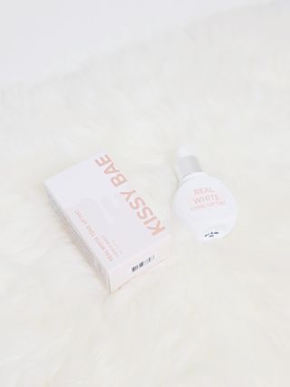 KISSY BAE 키시베이 키시베이 리얼화이트 톤업틴트 — 4점을 준 리뷰어가 2021년 9월 올린 사용 사진
