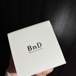비엔디 2NOW[한글]BnD 바디 주름개선 엉덩이크림 — 5점을 준 리뷰어가 2025년 1월 올린 사용 사진