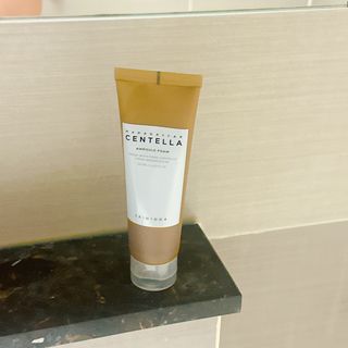스킨1004 [SKIN1004] 마다가스카르 센텔라 앰플 폼 125ml — 4.5점을 준 리뷰어가 2024년 8월 올린 사용 사진
